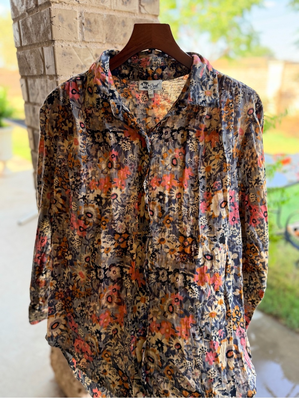 THE GREAT. Floral Button-Down Shirt and short set in Navy, Coral, Beige Size 1